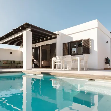 Aridane, Jacuzzi And Heated Pool Villa Playa Blanca (Lanzarote)