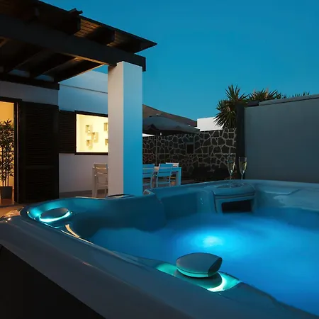 Aridane, Jacuzzi And Heated Pool Villa Playa Blanca (Lanzarote)