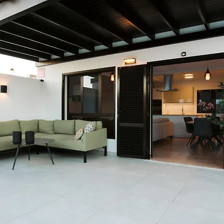 Aridane, Jacuzzi And Heated Pool * Playa Blanca (Lanzarote)